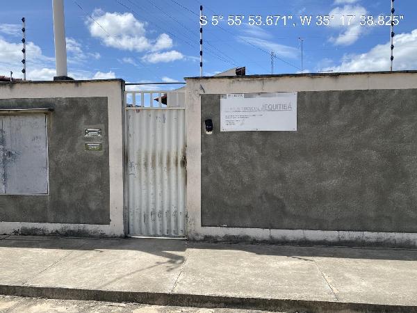 Casa 2 quartos 2 banheiros 1 vaga 104m² área total