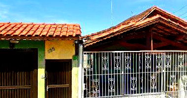 Casa Térrea com 2 Dormitórios e Área de Lazer em Praia Grande