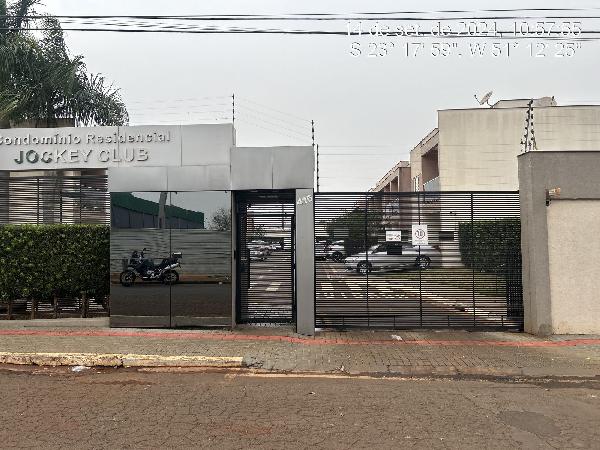 Casa com 3 Quartos e 1 Vaga em Londrina