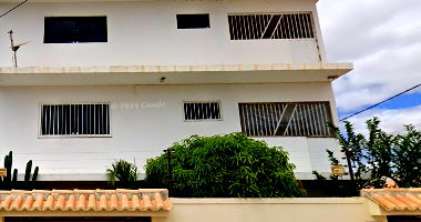 Casa multifamiliar 3 pavimentos com 3 quartos e 432,27 m² construída