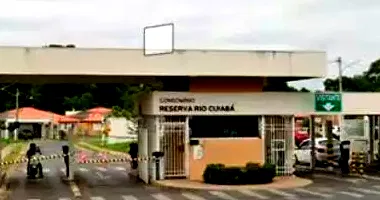 Casa em Leilão com 90.57m² em Cuiabá