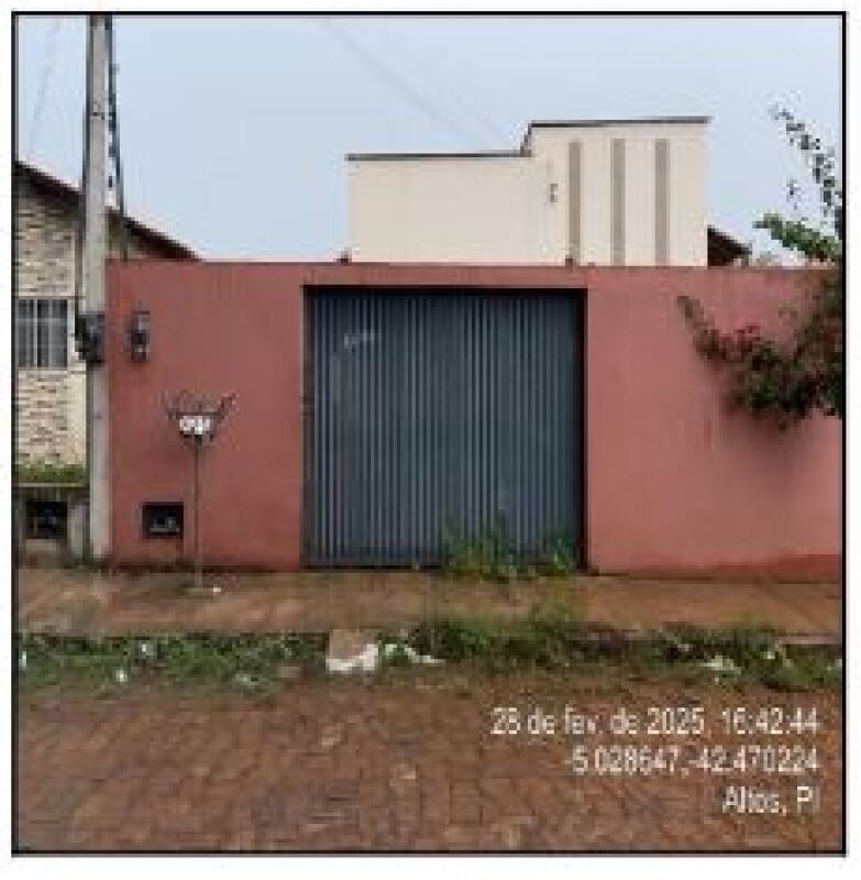 Casa 58,42m² com 2 quartos e 2 varandas