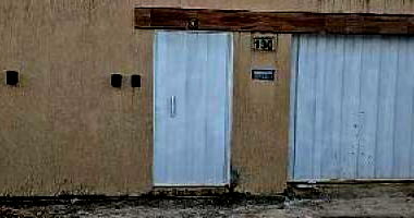 Casa com 2 quartos, 2 banheiros e 1 vaga de garagem