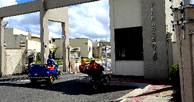 Casa com 44m² de área privativa em Feira de Santana