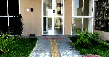 Apartamento com 2 quartos, 1 banheiro, 1 vaga de garagem, 76,06 m², ocupado