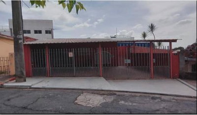 Casa com 165m² ocupada, ideal para investimento