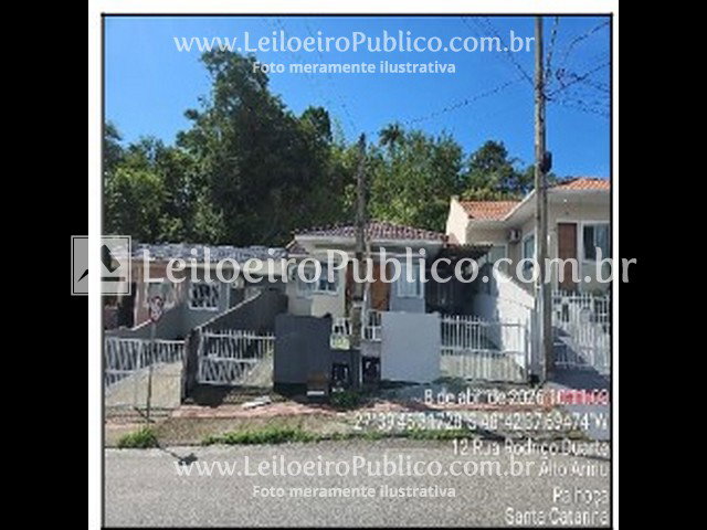 Casa com 1 vaga de garagem em Palhoca
