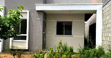 Casa com 2 Quartos e Área de Serviço em Feira de Santana