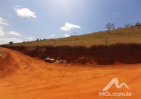Lote de 180m² no Loteamento D Zinha I em Inhapim/MG