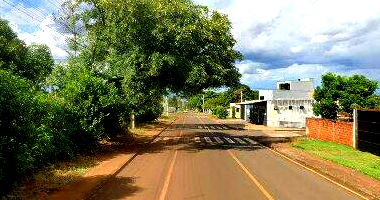 Casa 2 quartos, 1 banheiro, 1 vaga, 50.64m² construída, desocupada
