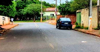 Casa com 3 quartos, 2 banheiros, 1 vaga, 112m² construída, ocupada