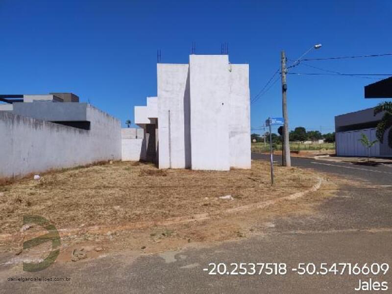Terreno em Jales/SP com 213,62m²
