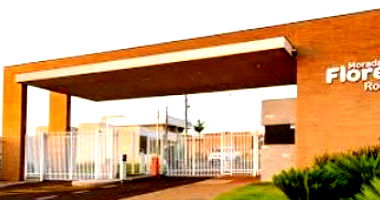 Casa em Condomínio com 145m² - Cambé, PR