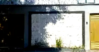 Casa com 137,85m² construídos - Ocupada