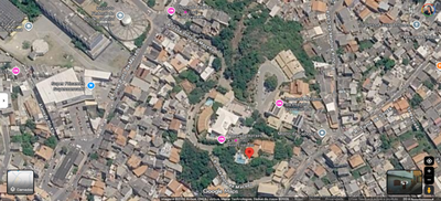 Casa 10-B - 3 Pavimentos, 2 Quartos, 1 Banheiro, 111m²