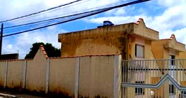 Casa em Condomínio com 2 Quartos em Suzano - SP