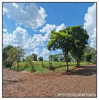 Terreno amplo com 1824 m², sem benfeitorias, ideal para investimento