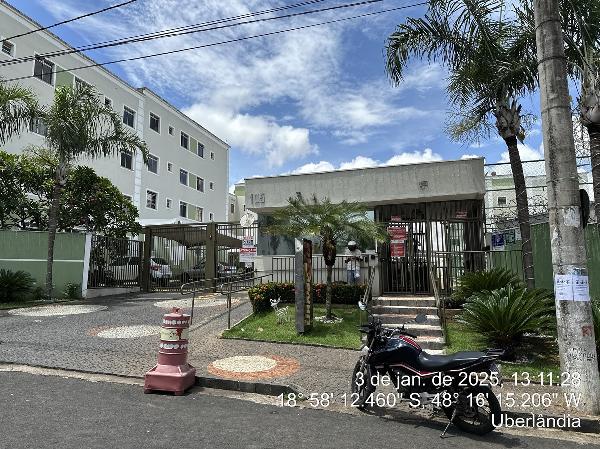 Apartamento com 2 quartos, 1 banheiro, 1 vaga, 43,61m² privativos