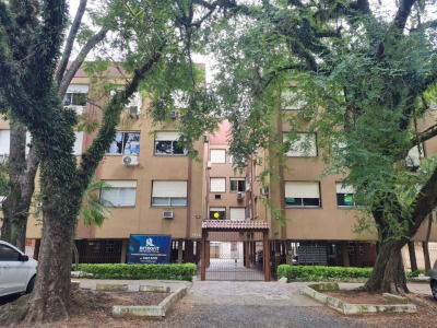 Apartamento 2 Dormitórios na Avenida Saturnino de Brito