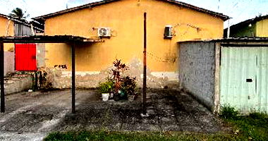 Casa 3 quartos, 2 banheiros, 1 vaga, 50.6m² construída, desocupada