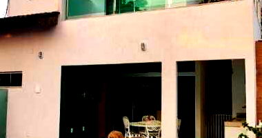 Sobrado Residencial com 3 Suítes e Piscina em Palmas/TO