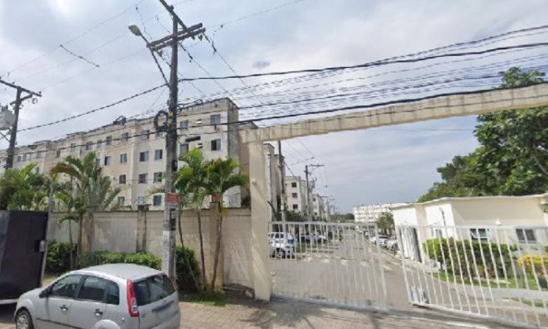Apartamento em Camaçari com 1 quarto e 1 vaga