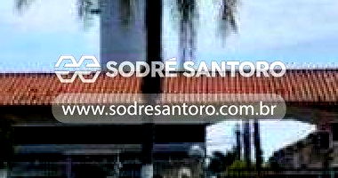 Casa Residencial em Condomínio com 3 Quartos e Piscina