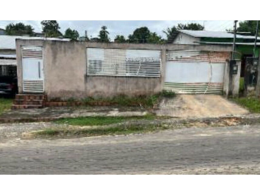 Casa Ocupada com 72m² em Leilão - 25 de Agosto