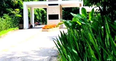 Terreno amplo em condomínio fechado com 1270m², ideal para construção