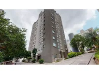Apartamento Térreo com 1 Vaga em Jardim Macedônia