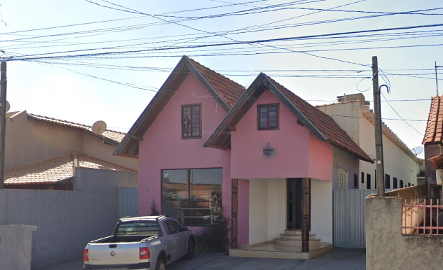 Casa com 3 quartos, 1 banheiro, 320m² construída, ocupada
