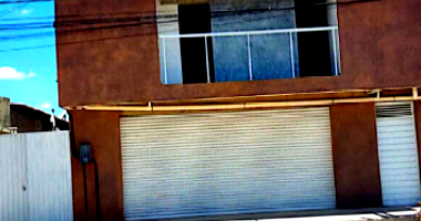 Prédio em fase de acabamento com 1 quarto e 1 banheiro