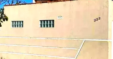 Casa com 2 vagas, 148m² construídos - Ocupado