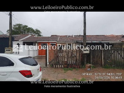 Casa com 1 Vaga de Garagem em Viamão
