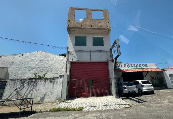 Casa com 1 quarto, 2 banheiros, 1 vaga e 75m² construída