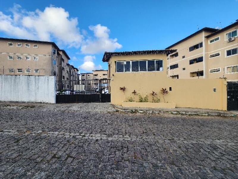 Apartamento com 2 quartos, 2 banheiros e 1 vaga de garagem