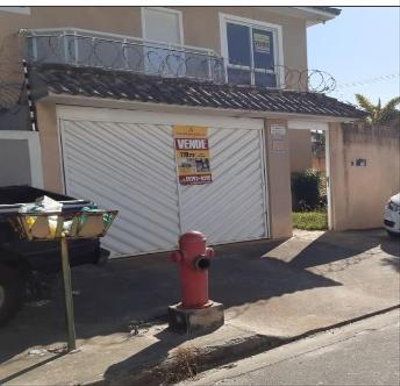 Casa desocupada com 141m², 2 quartos, 1 banheiro e 1 vaga