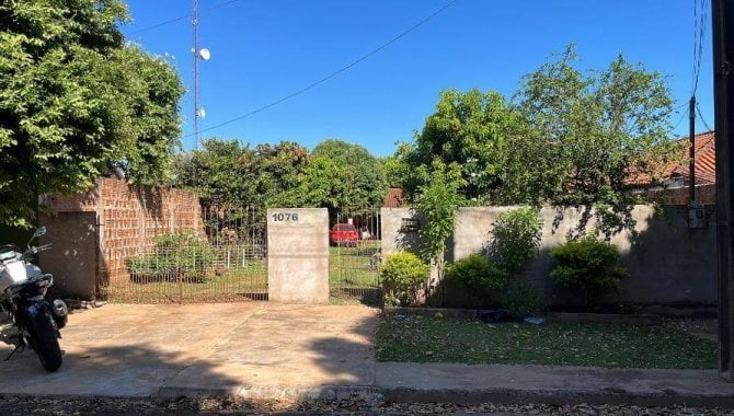 Casa padrão 2 quartos 1 banheiro 135m² ocupada