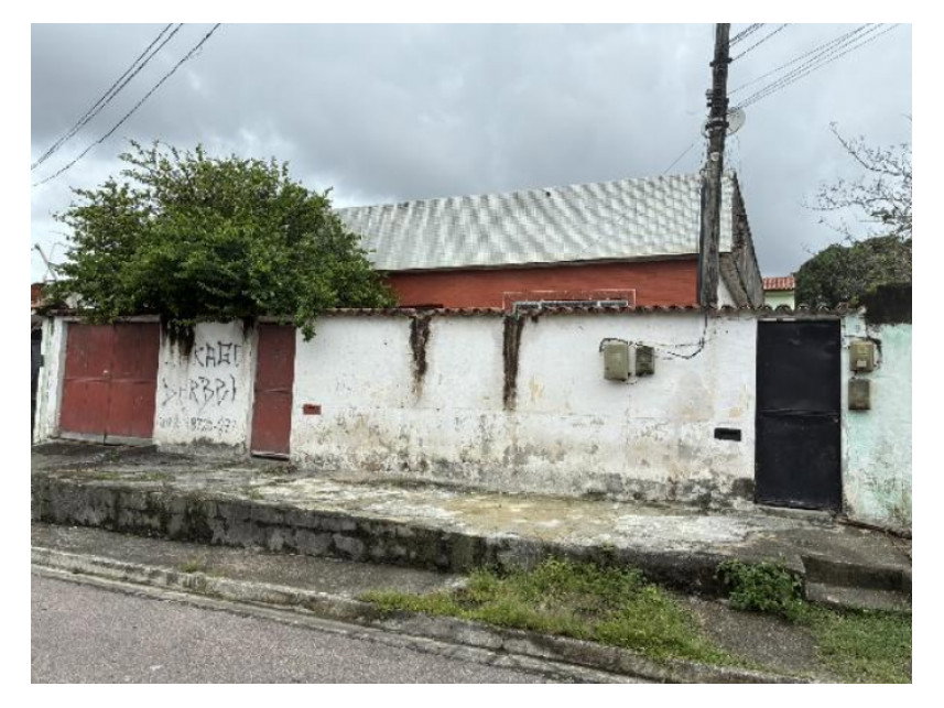 Casa Ocupada com 100m² em São Gonçalo