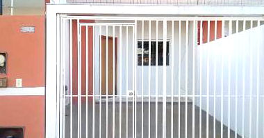 Casa com 2 Quartos e 1 Vaga em Boa Vista