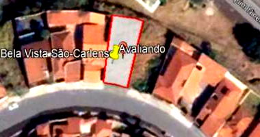 Lote Desocupado em São Carlos com 282.14 m²