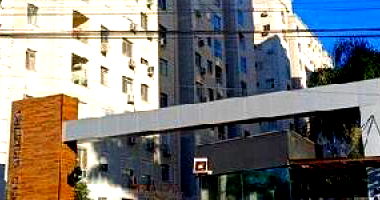 Apartamento com 2 quartos em Porto Alegre