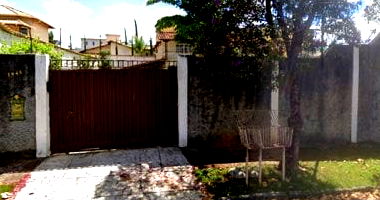 Casa com 3 suítes e piscina em Belo Horizonte