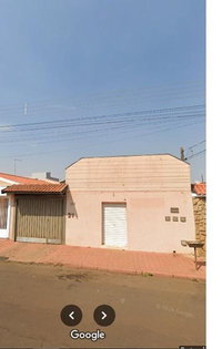 Imóvel com 3 Casas e Ponto Comercial em Brodowski