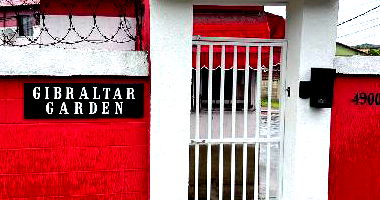 Casa tipo apartamento 2 quartos, 1 banheiro, 1 vaga, 53m² construída