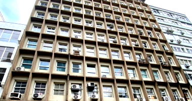 Sala Comercial Desocupada no Centro de Porto Alegre/RS