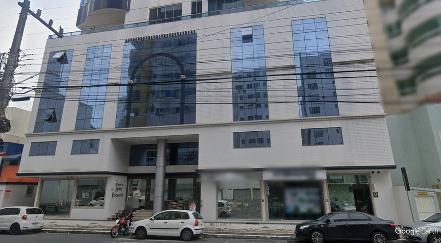 Apartamento 902 com 2 vagas de garagem e 114.52m² privativos