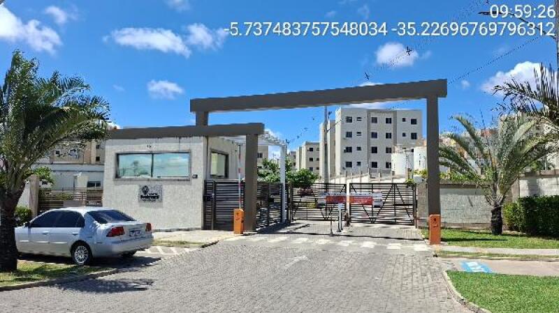 Apartamento com 2 quartos em Natal/RN