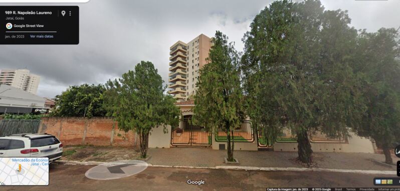 Terreno urbano com benfeitorias em Jataí/GO