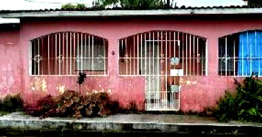 Casa 67,6m² com 2 quartos e 3 banheiros